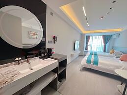 Qin Mengli Hotel