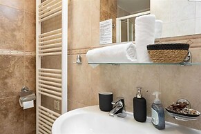 Marina Apartment Ponent 602