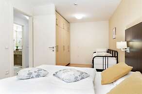 Marina Apartment Ponent 602