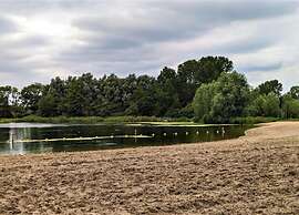 Bungalow by Water Near Rotterdam
