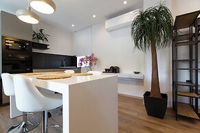 Apollonio Suites
