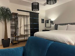 Apollonio Suites