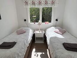 5 Star Holiday Home in Mollosund