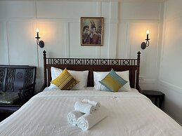 Baan Debtida