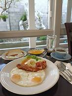 Baan Debtida