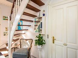 Captain House BnB in Fano