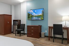 Signature Inn & Suites Hamilton