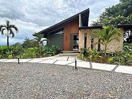 Serene Hills Arenal