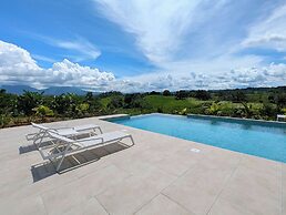 Serene Hills Arenal
