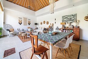 Villa Tara by Villa Finder