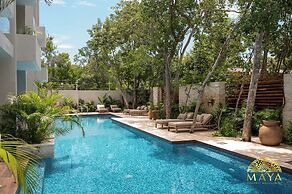 NHOA 305A Lux 2BR Pool View Aldea Zama