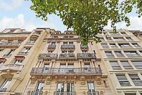 Cosy and Chic Apartment -1br/4p- Trocadero