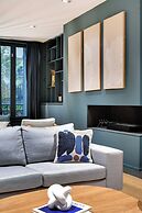 Fabulous House : a Gem in Chic Western Paris