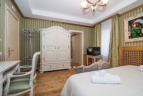 Càdor Hotel