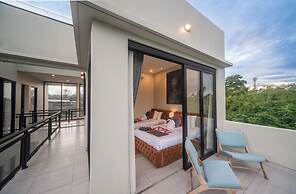 Alsava Villa and Suites
