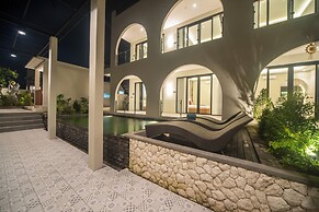 Alsava Villa and Suites