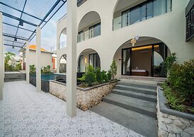 Alsava Villa and Suites