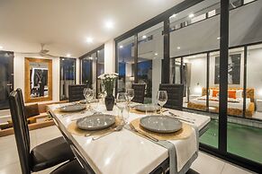 Alsava Villa and Suites