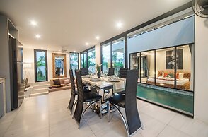 Alsava Villa and Suites
