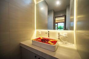 Alsava Villa and Suites
