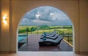 Alsava Villa and Suites