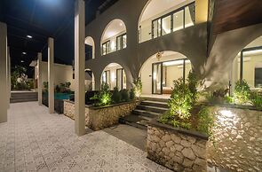Alsava Villa and Suites