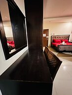 MAXWELL INN LUXURY HOTEL