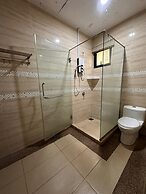 MAXWELL INN LUXURY HOTEL
