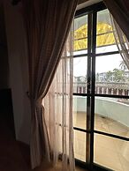 MAXWELL INN LUXURY HOTEL
