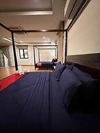MAXWELL INN LUXURY HOTEL