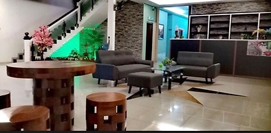 MAXWELL INN LUXURY HOTEL