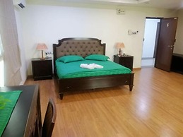 MAXWELL INN LUXURY HOTEL