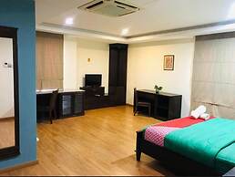 MAXWELL INN LUXURY HOTEL