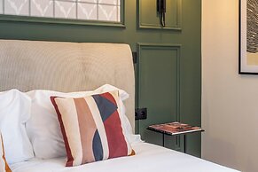 Gigantones Guesthouse