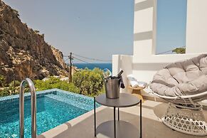 Enilion Luxury Suites