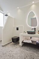 Enilion Luxury Suites