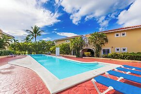 Oasis Cocotal - Punta Cana 4BR Apartment
