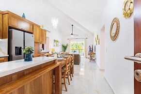 Oasis Cocotal - Punta Cana 4BR Apartment