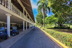 Oasis Cocotal - Punta Cana 4BR Apartment