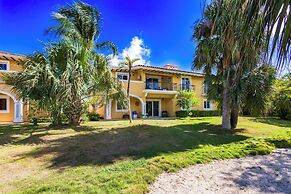Oasis Cocotal - Punta Cana 4BR Apartment