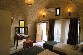 DIIB HOUSE HOTEL