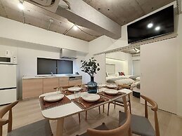 Naou bld 201