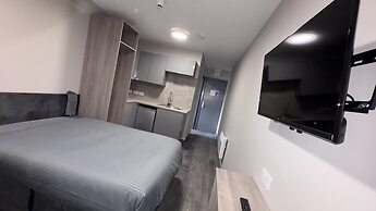 The Lindsey Hotel