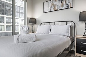 RS Suites - Eaton Centre
