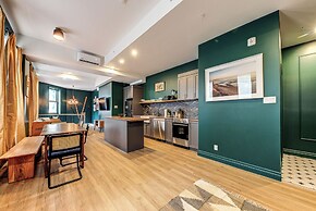 Majestic 3-Bedroom Designer Apartment