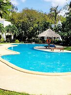 Green Malindi Apartments by RevSerene