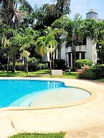 Green Malindi Apartments by RevSerene