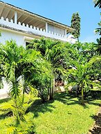 Green Malindi Apartments by RevSerene