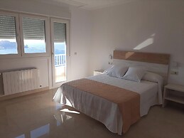 APARTAMENTOS COSTAS DE BUEU