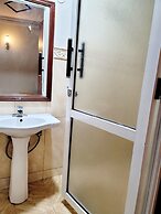 Sunrise Suites